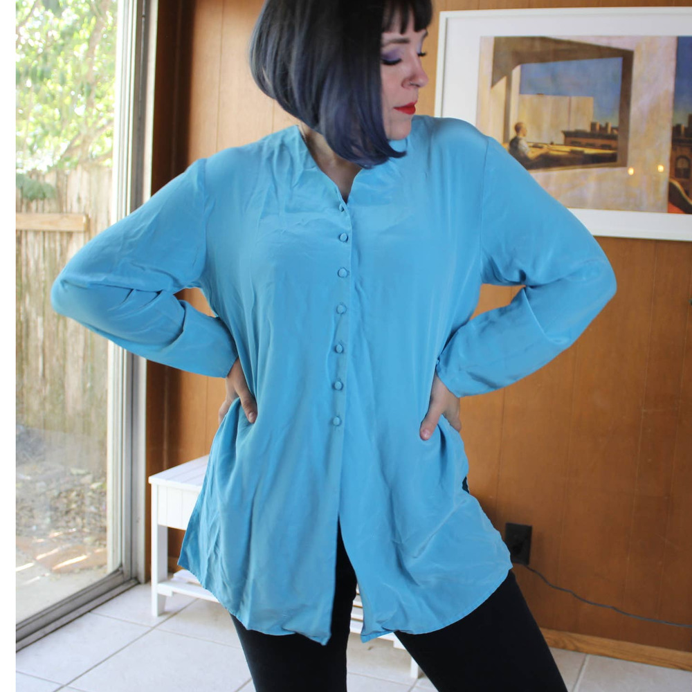 Vtg Silk Diane von Furstenberg Blue Blouse